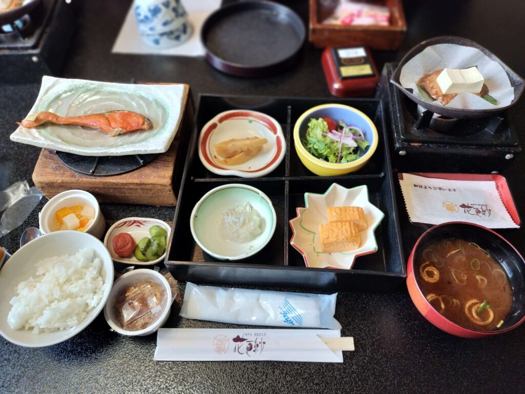大人用の朝食メニュー