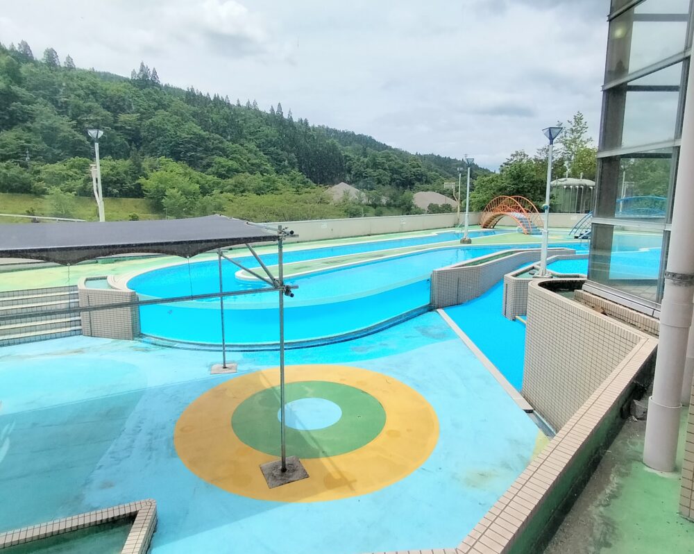 クアリゾートの屋外プール